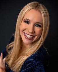 Jolene Lantz's Instagram, Twitter & Facebook