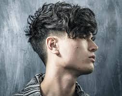 To wear this look, you should start by the flat ironing air dry hair and then apply a texturing crème at the ends of your hair to finish the style. 55 Punk Hairstyles For Guys Outsons Men S Fashion Tips And Style Guide For 2020