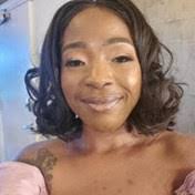 Michelle Lora's Instagram, Twitter & Facebook