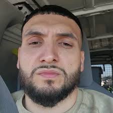 ノック (@knock2525)がLIVE中