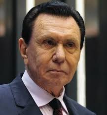 Carlos Bolsonaro chama Ciro e Cid de "pessoal de nariz nervoso"