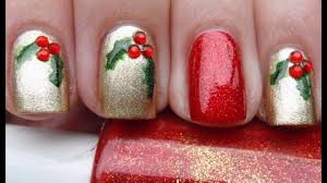 Aquí tenéis las tradiciones navideñas más generalizadas (algunas de ellas las podéis conocer más de cerca si os apuntáis a alguna de las rutas navideñas en madird, se pueden ver las luces a pie, en coche, o en el navibús, a gusto de cada uno, pero es una actividad ya tradicional en la navidad. Diseno De Unas Decoradas De Navidad Sencillas Y Elegantes Youtube