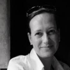 Whitney Maples's Instagram, Twitter & Facebook