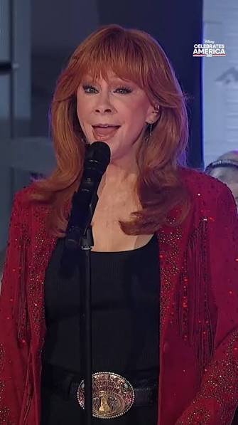 Reba’s rendition of America the Beautiful is music to my ears  #DisneyCelebratesAmerica | ABC | Facebook