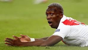 Advincula arriva dai messicani del tigres e ha firmato in prestito annuale, con opzione di acquisto definitivo da parte del neopromosso rayo. Tigres Confirmo Venta De Luis Advincula A Rayo Vallecano Gracias Por Tu Entrega Incomparable Deportes Peru21