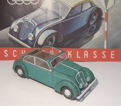 Paper models of russian vehicles. 1934 1937 Dkw Der Schwebeklasse So Benannt Nach Der Eingebauten Schwebeachse Achsaufhangung An Hochliegender Querblattfeder Papiermodell Bastelbogen Autos