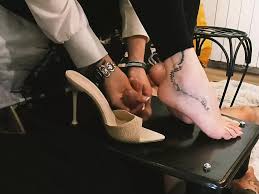 Miss Cataleya Stomps a Cock with Heels until the Explosion: Amateur Amateur  Porn