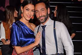 Massimo sinato das sagt seine ex zur hochzeit bunte de. Startschuss Der Berliner Modewoche Mit Top Model Gigi Hadid Auf Der Maybelline