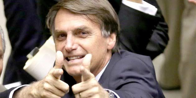 Resultado de imagem para fotos de bolsonaro"