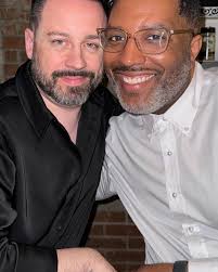 𝗚𝗥𝗘𝗚 𝗛𝗘𝗪𝗜𝗧𝗧 (@gregmhewitt) · Montreal, QC