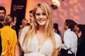 Apr 28, 2021 · the latest tweets from @joaconiemann Christina Hellema Puga Height Weight Net Worth Age Birthday Wikipedia Who Instagram Biography Tg Time