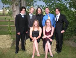 Her whole family is involved in acting. Feature Keeping Up With The Culkins Rob Gemmells View