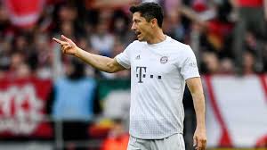 Lewandowski's opener was the earliest of the 395 goals he has scored in all competitions for borussia dortmund and bayern since arriving in germany in 2010. Lewandowski Scores Late Keeps Bayern On Track In Bundesliga Sportsnet Ca