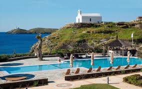 Its accommodation offers a private pool, hot tub and large furnished sun terrace with panoramic views of the aegean sea and the caldera. Bewertungen Porto Kea Suites Luxury Hotel 5 Kea Voyage Prive