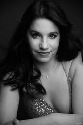 Eleonora Deveze, Soprano