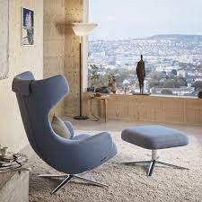 Made from wood with contoured seats and angles crafted to fit the body, every modern wood lounge chair from room & board is thoughtfully crafted. Grand Repos Chair Vitra Lounge Chair Vitra Lounge Lounge Chair