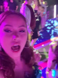 ZOMBIES 4 PREMIERE 🧟‍♀️💫💚thank you @disney for having me, <3