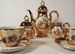 22k Gold Plated Vintage Tea Set Man Woman Courting Scene Bavarian Germany Wunsiedel Pattern Wun38 Tea Sets Vintage Vintage Tea Tea Set