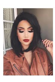 Our beauty experts will give you tips and advice on what colors will suit your unique face shape and which products you should try. Best Shoulder Length Haircolors And Makeup Ideas For Womens With Round Face Hair Makeup Hair Styles Fashion Makeup