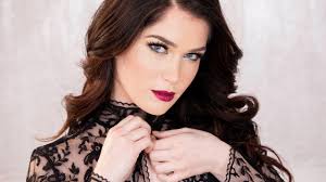 Evelyn Claire Takes Giant Dick Down Her Throat - Free 4K Porn Video