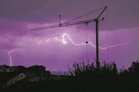 Zudem sind großer hagel um 5 cm und schwere sturmböen um 100 km/h (bft 10) möglich. Warnung Vor Schwerem Gewitter Im Kreis