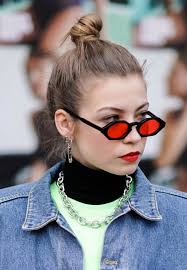 It's modern, easy and chic—short (or shorter hair) for women must have two key words: 11 Easy Ways To Style Short Hair In 10 Minutes Or Less Brit Co