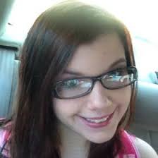 Danielle Newhouse (daniellenewhous)