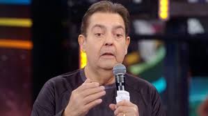 Produced by rede globo and hosted by fausto silva , it features live music performances as well as special segments. Faustao Explica Como Perdeu 24 Quilos Ao Vivo No Domingao Istoe Independente