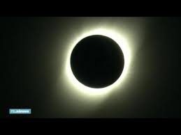 Zo verloopt de zonsverduistering in spanje. Totale Zonsverduistering In Chili Rtl Nieuws Youtube