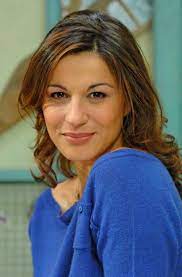 Encor moi la plus belle. Charlotte Le Bihac Helene Medigue Episodes Pblv Le Site Sur Plus Belle La Vie