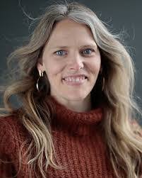 Liliana Bolanos's Instagram, Twitter & Facebook