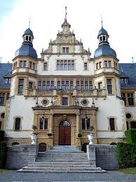 Palais Du Gouverneur Sur La Commune De Metz Departement De La Moselle Les Regions De France Chateau Le Manoir