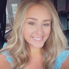 Kate Pettit's Instagram, Twitter & Facebook