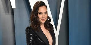She won the miss israel title in 2004 and went on to represent israel at the 2004 miss universe beauty pageant. Gal Gadot S Secrets How She Maintains A Wonder Woman Physique