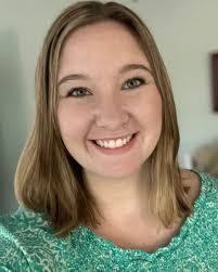 Erin Crump's Instagram, Twitter & Facebook