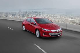 About 40mpg on hybrid mode. Chevy Volt Vs Honda Clarity Plug In Plug Into A Thriftier Commute