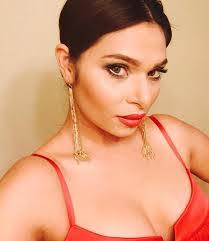 Cindy Rolling's Instagram, Twitter & Facebook