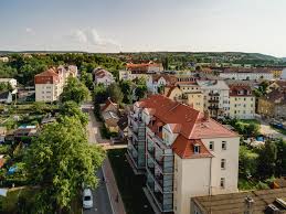 Leben und wohnen in einer immobilie in naumburg. Altbau Objekt Saalestrasse Wohnungsbaugenossenschaft Naumburg E G