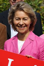 Ursula Von Der Leyen Hurraki Worterbuch Fur Leichte Sprache