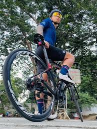 Some people will never understand, we don't have these bike to impress  others, we have them to escape reality for a while. 📸☕️🚴 #taktakthursday  #morningroutine #cardio #cardioworkout Yawn Coffee PH Cycling Threads