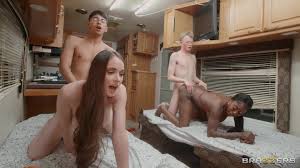 Hazel Moore and Ebony Mystique insane IR group sex  Analdin.com