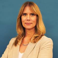 I wanted to take a moment during this career transition to reflect. I once  heard that every professional opportunity prepares you for the next, and I  truly believe that's the case! 💪