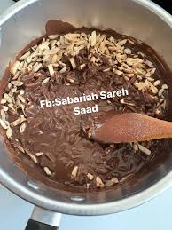 Coklat daim mempunyai rasa inti rangup yang dibentuk menggunakan campuran karamel dengan serbuk badam. Biskut Raya Paling Top Tahun Lepas Ini Dia Resepi Mudah Biskut Almond Cluster Daily Makan