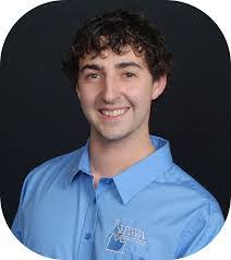 Ethan Jayne's Instagram, Twitter & Facebook