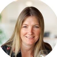 70+ "Tracey Holder" profiles