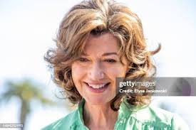 98 Elyse Grant Photos & High Res Pictures