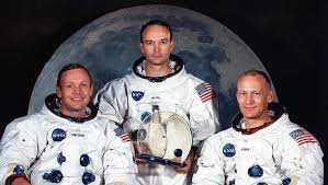 One of the last looks at ireland's lost leader in 1922. Michael Collins Ist Tot Astronaut Der Mondmission 1969 Stirbt Nach Krebserkrankung Der Spiegel