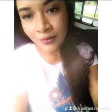 Vickie Smiley's Instagram, Twitter & Facebook