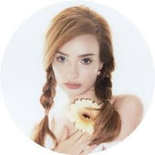 Abby Stanford's Instagram, Twitter & Facebook