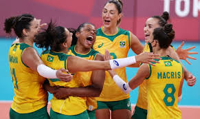 Em caso de empate, o terceiro. Brasil Sobrevive A Batalha E Vence A Republica Dominicana No Volei Feminino Mirantefm Com